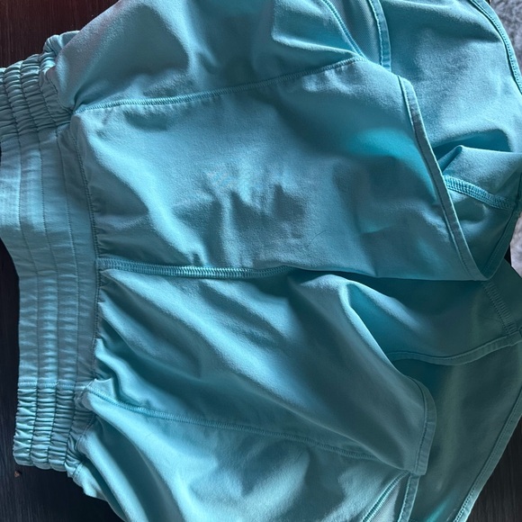 Lululemon Light Blue Hotty Hots Shorts - Picture 1 of 2